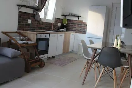 Kuca Za Odmor Laurus